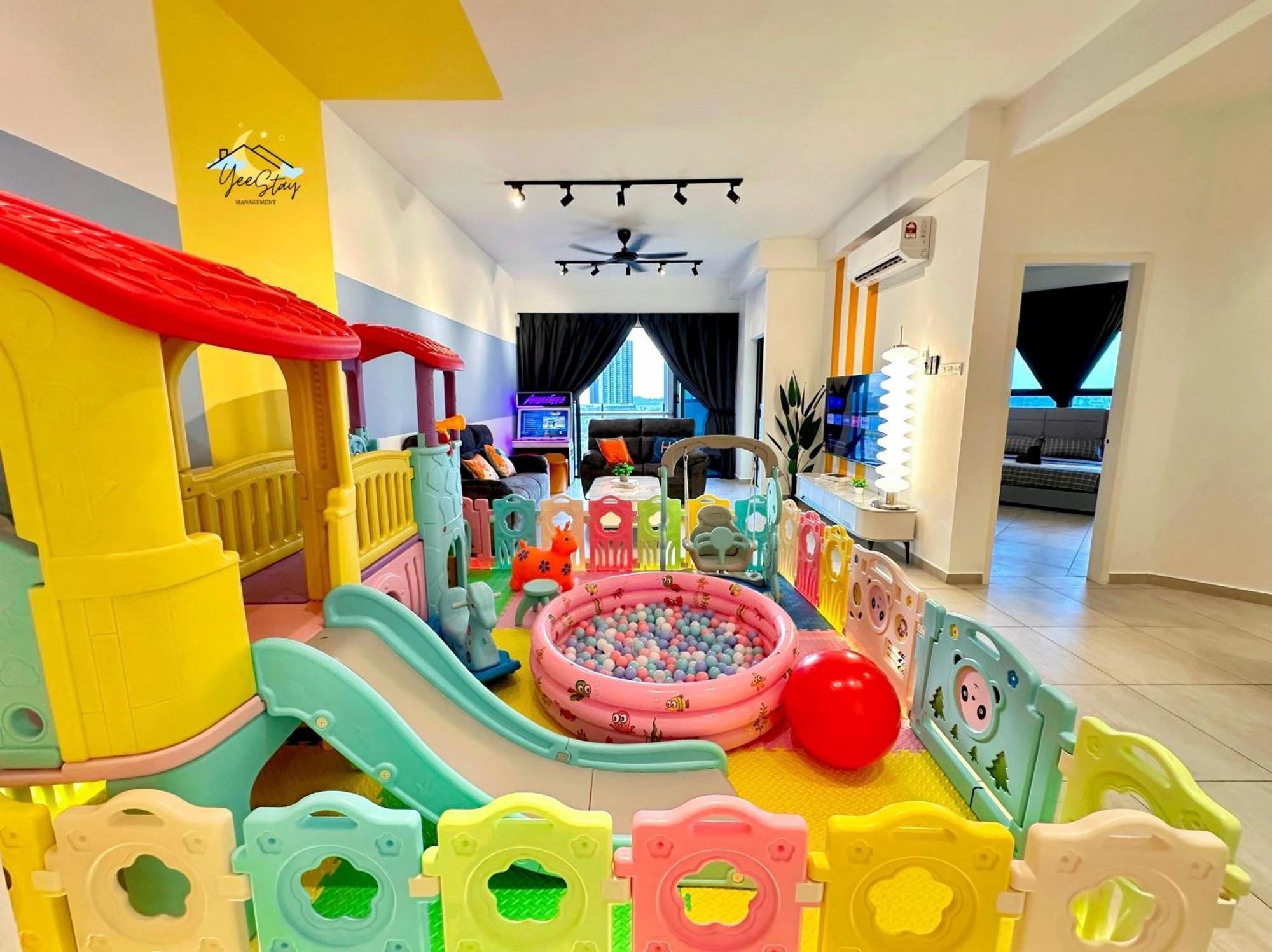 Atlantis 8-12Pax/Netflix/Video Game/5Min To Jonker Apartment Malacca Exterior photo