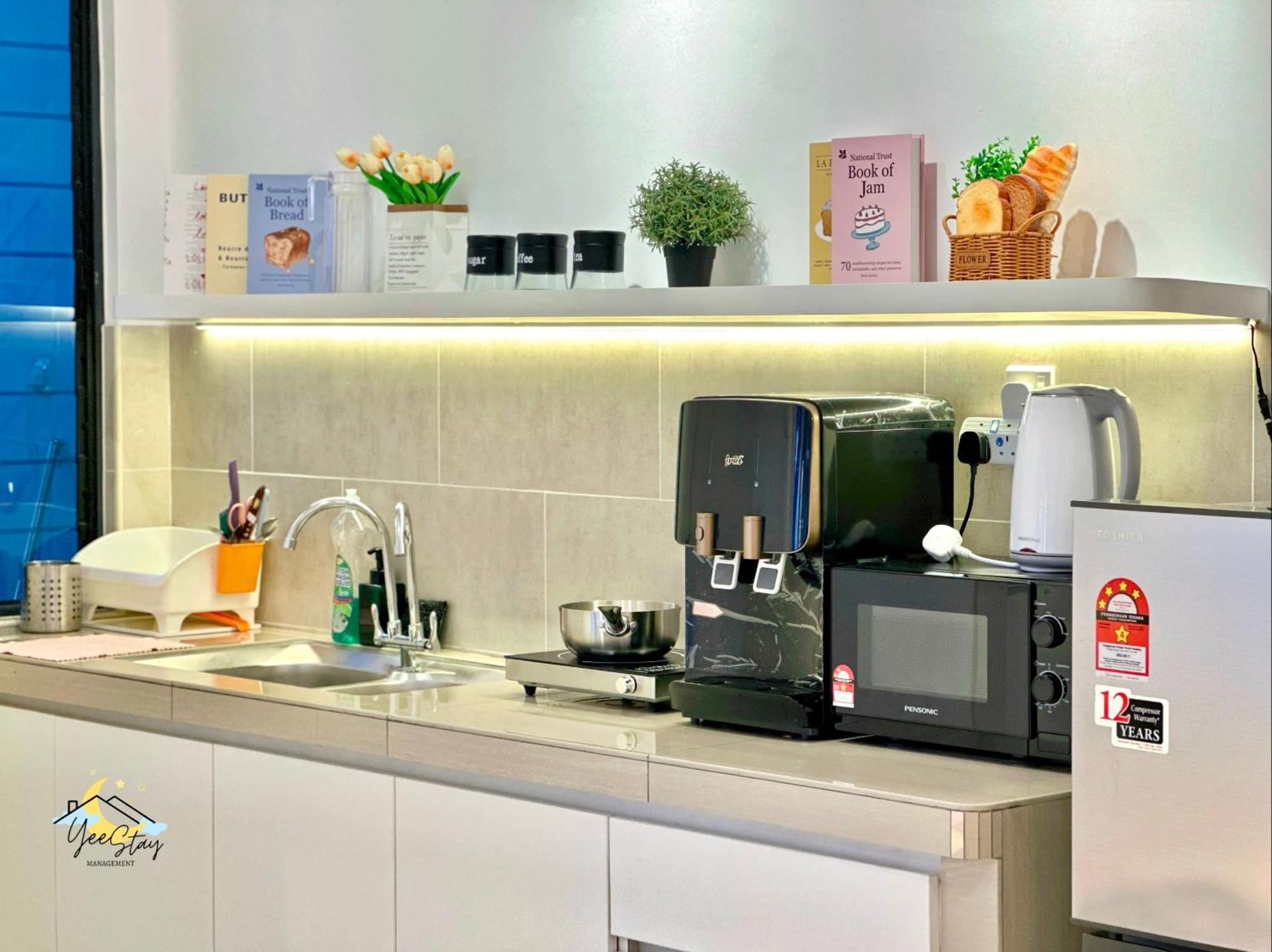 Atlantis 8-12Pax/Netflix/Video Game/5Min To Jonker Apartment Malacca Exterior photo
