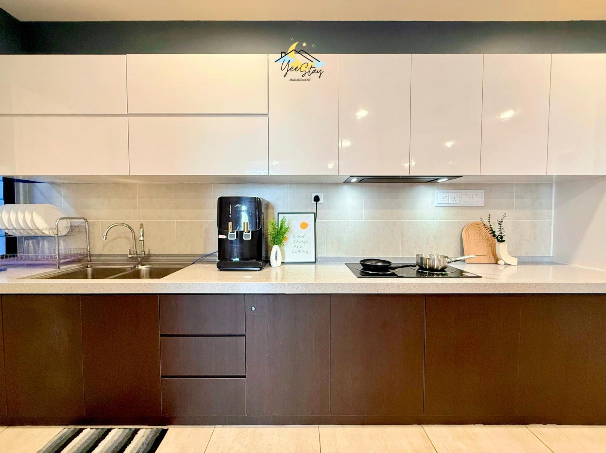 Atlantis 8-12Pax/Netflix/Video Game/5Min To Jonker Apartment Malacca Exterior photo